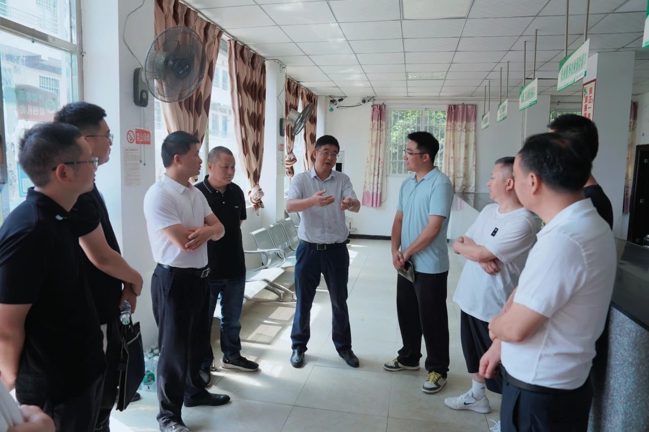 许东明赴南充市嘉陵区、巴中市通江县调研督导定点帮扶和托底性帮扶工作